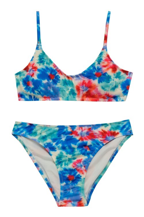 Heny Bustiyer Bikini
