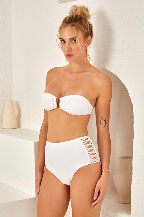 Aksesuarlı Soft Straplez Bikini Tek Üst 
