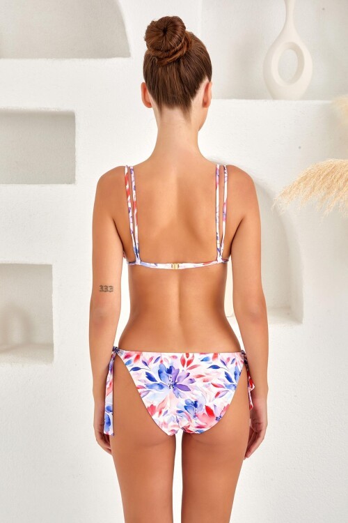 Üçgen Tulum Bağcıklı Bikini Takım