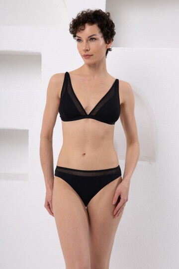 File Detaylı Uzun Üçgen Bikini Takım